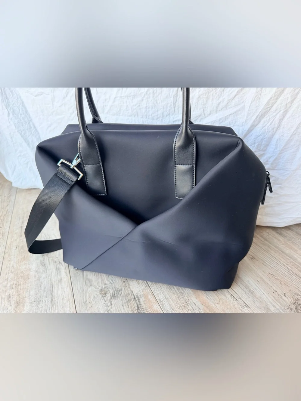 Lux & Nyx Large Origami Black Travel Overnight Everyday Tote Bag V Fold